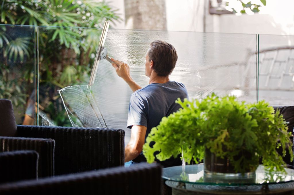 The Squeegee Method: One-Hundred-Word Story